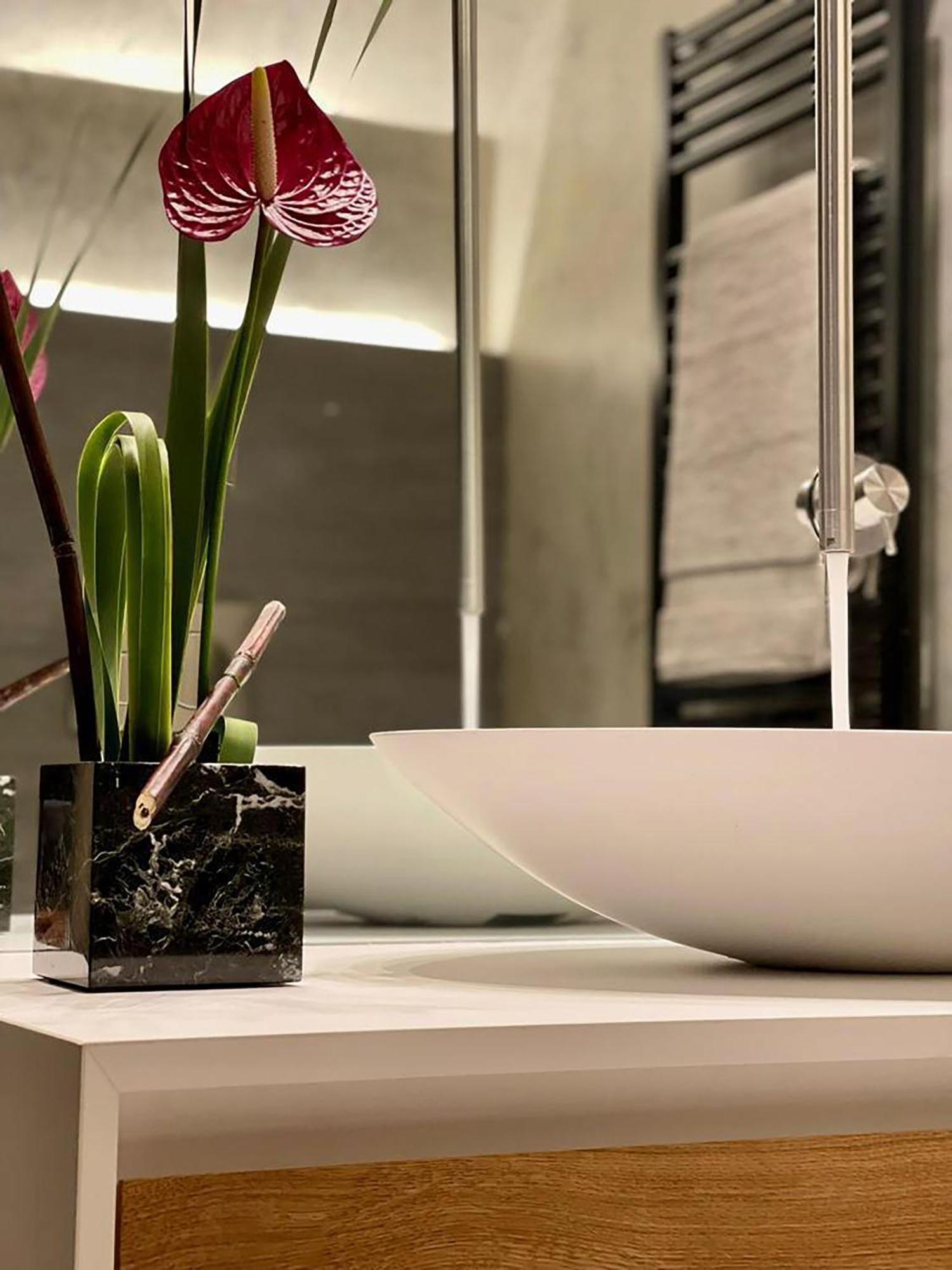 Apartment Luxury Artistic & Design In Historic Center, With Chromotherapy & Private Parking, Navigli - Bocconi