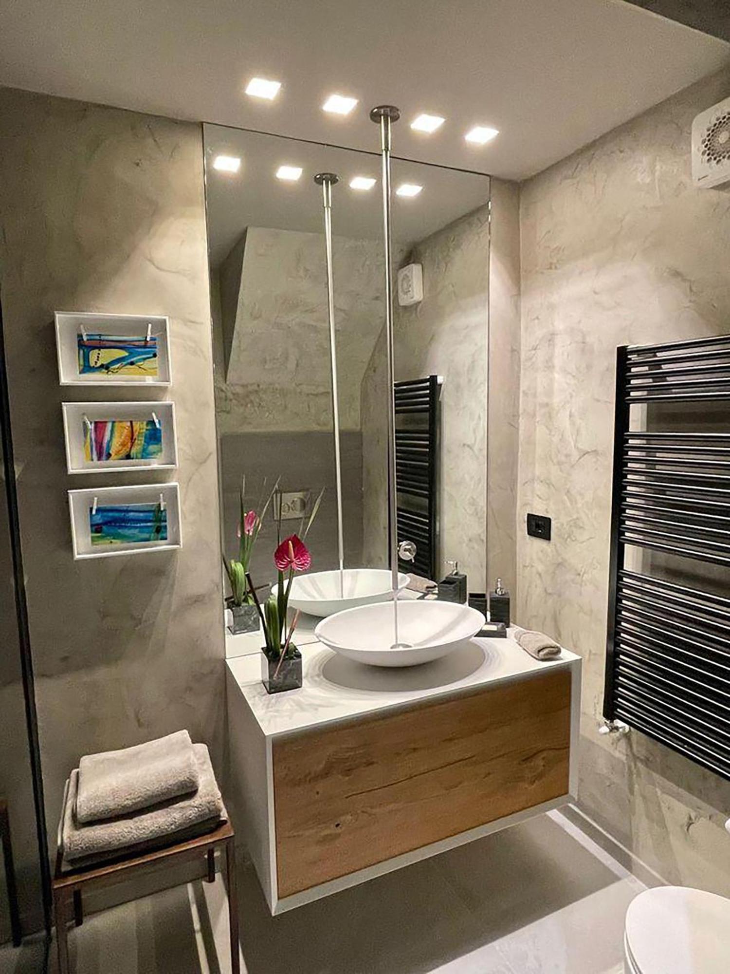 Apartment Luxury Artistic & Design In Historic Center, With Chromotherapy & Private Parking, Navigli - Bocconi Milan